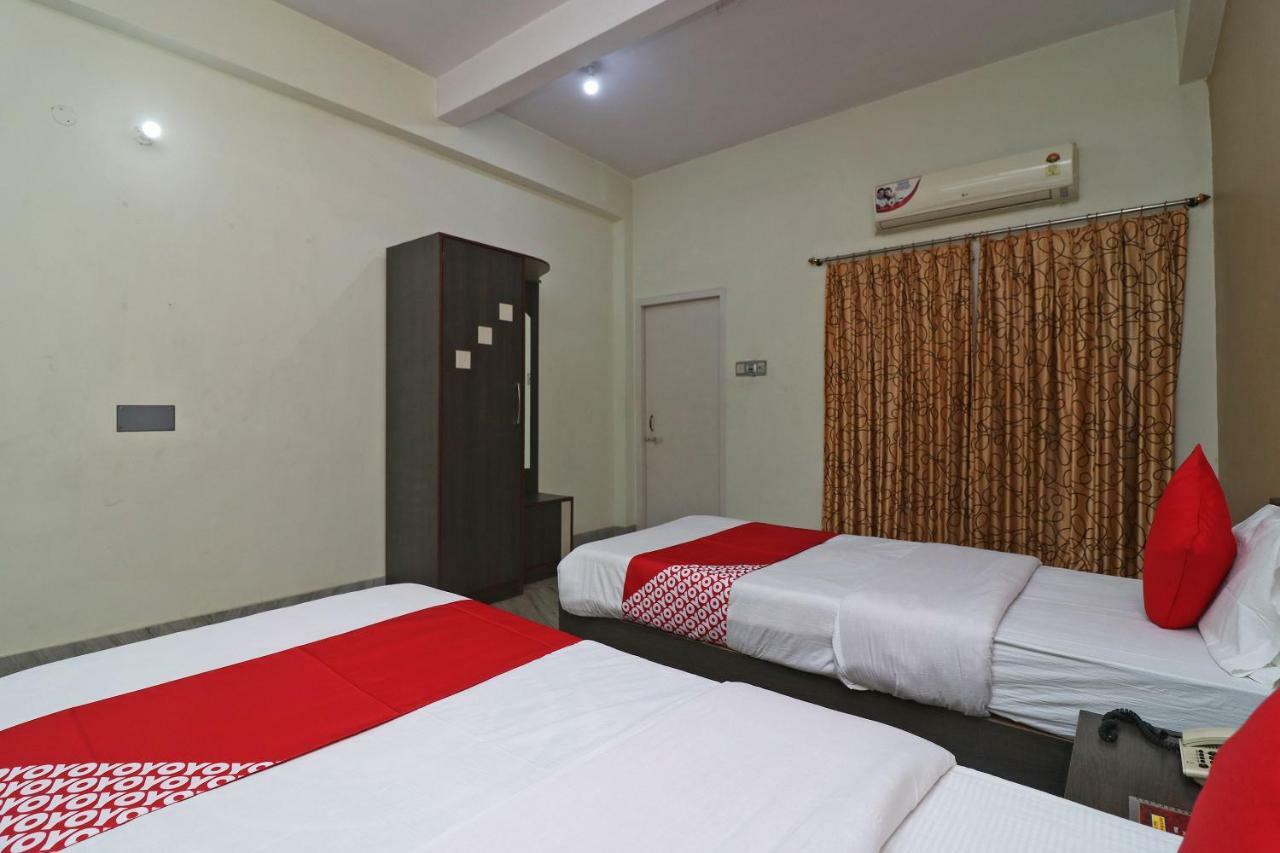 Oyo 37989 Hotel Debarshi Bānkura Exterior foto
